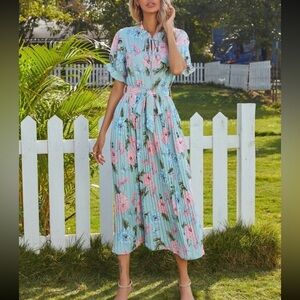 2 for $20!! 🩵💙✨ Blue and Pink floral Midi Dress​